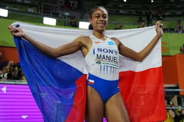 Lurdes Gloria Manuel