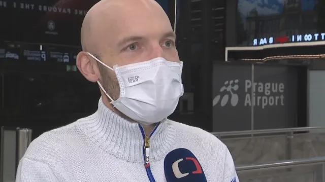 Olympionici se vrátili z Pekingu zpožděným letem