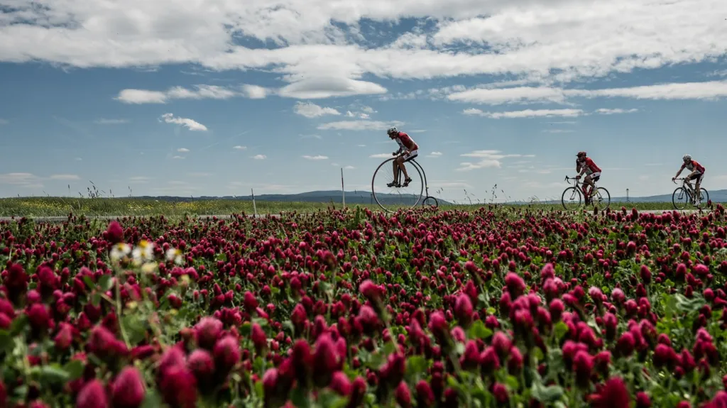 Josef Zimovčák během cyklotour Na kole dětem