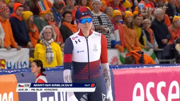 Jízdy Martiny Sáblíkové a Nikoly Zdráhalové na 500 metrů na MS ve víceboji