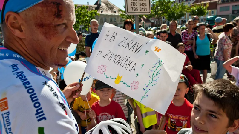 Josef Zimovčák na cyklotour Na kole dětem