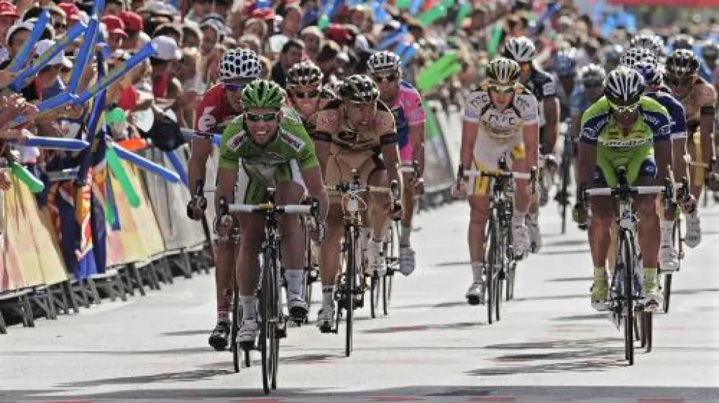 Mark Cavendish v čele pelotonu