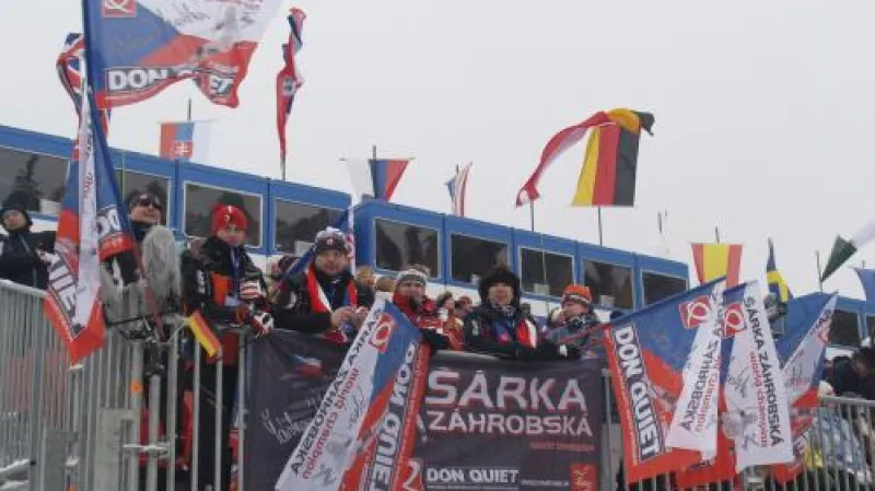 Fanoušci Šárky Záhrobské