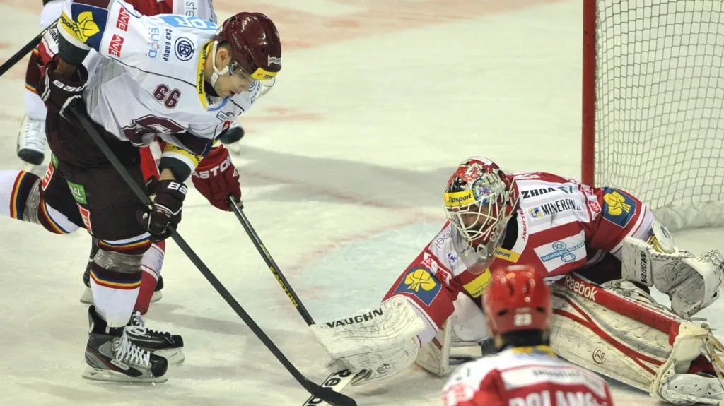 Pacovský a Dvořák dostali třízápasové tresty