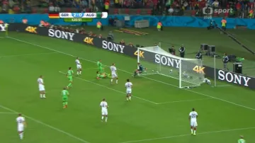 Gól v utkání Německo - Alžírsko: Džabú - 2:1 (120+1. min.)