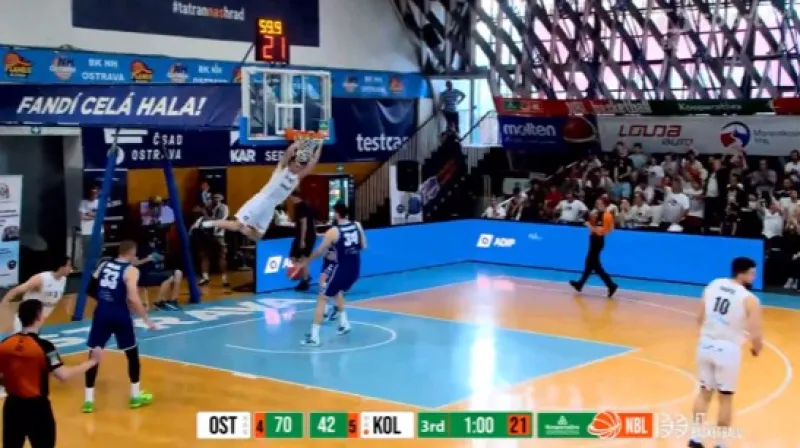 Krásný koš Kanaďana Stevense z Ostravy