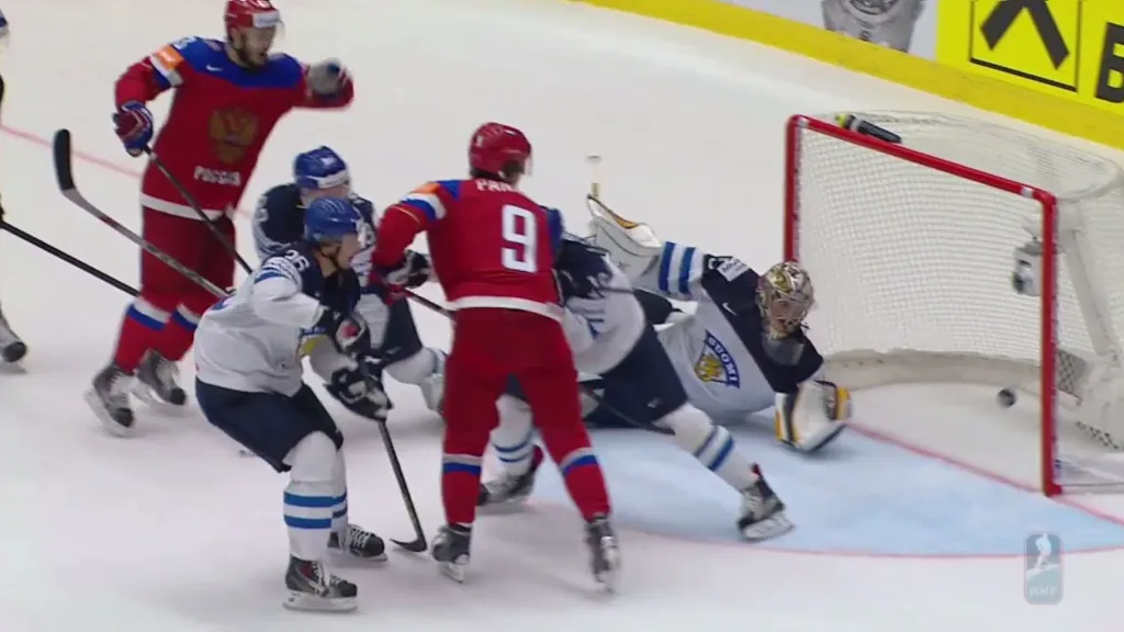 Gól v utkání Finsko - Rusko: Panarin - 1:2 (55. min.)