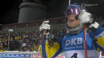 Sestřih stíhacího závodu biatlonistů v Östersundu