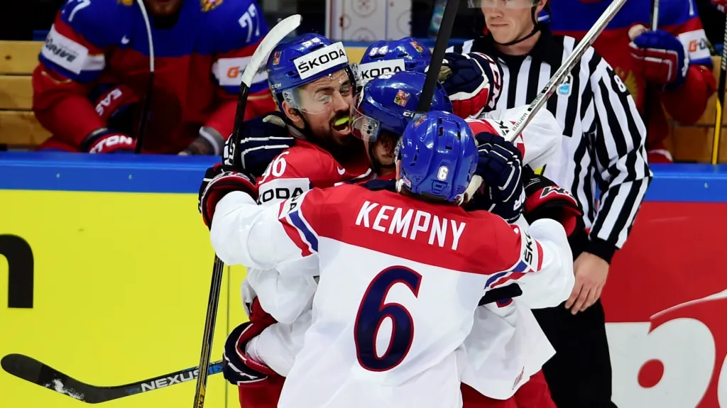 Slavící čeští hokejisté