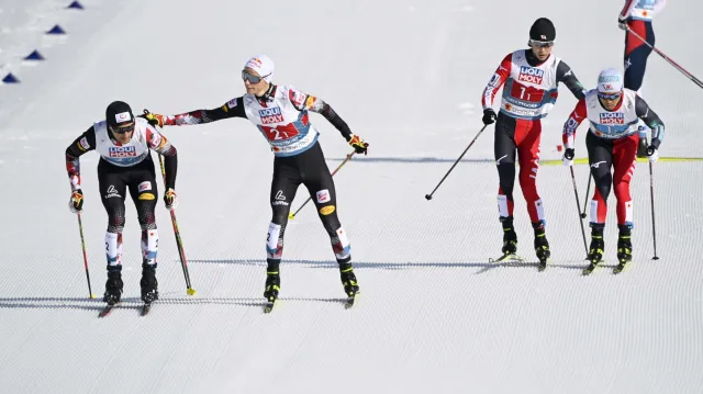 Sestřih běžecké části týmového sprintu sdruženářů