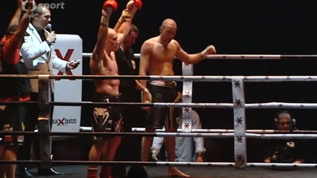 Hutník na Gibu Fight Night nestačil na Illungu, Žák vyhrál