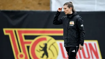 Marie-Louise Etaová povede v závěru sezony Union Berlín