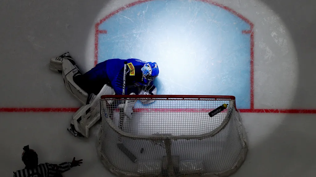 Italský gólman Andreas Bernard