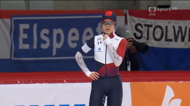 Jízda Nikoly Zdráhalové na trati 1500 metrů v Inzellu