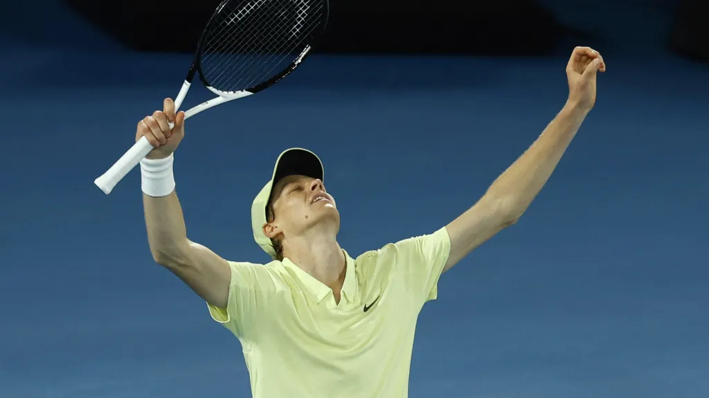Jannik Sinner obhájil titul na Australian Open