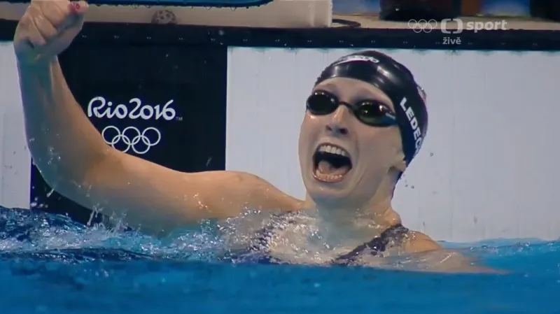 Světový rekord Katie Ledecké na 400 m volně