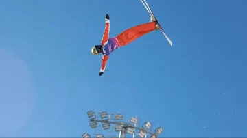 Týmový závod akrobatů v Secret Garden ovládli domácí Číňané