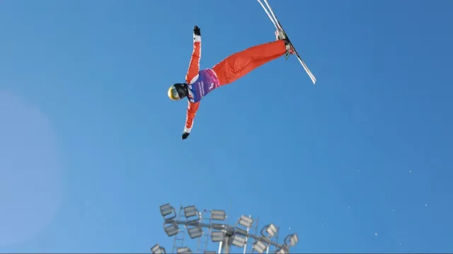 Týmový závod akrobatů v Secret Garden ovládli domácí Číňané