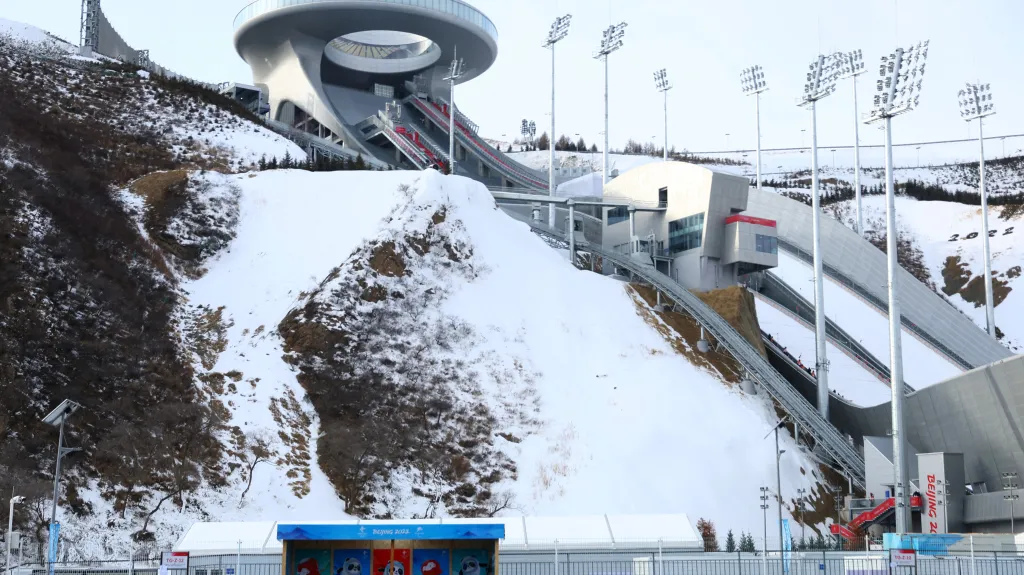 Skokanský areál v dějišti OH