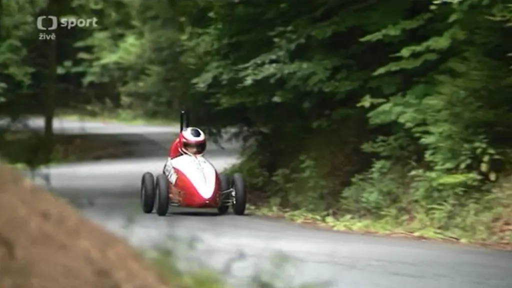 Sejkorovi jsou mistry Evropy ve sjezdu minikár