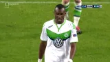 Gól v utkání Wolfsburg - Man. United: Guilavogui vl. - 2:2 (82. min.)
