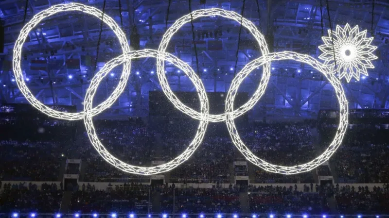 Technická chyba při proměně vloček v olympijské kruhy