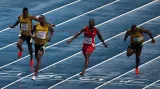 Sprinterskému finále kraloval Bolt před Gatlinem