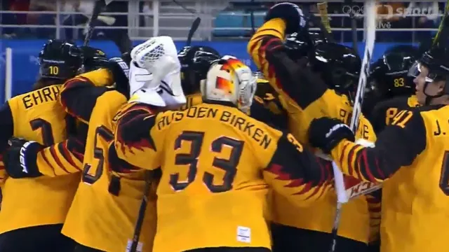 Gól v utkání Švýcarsko - Německo: Seidenberg - 1:2 (61. min.)