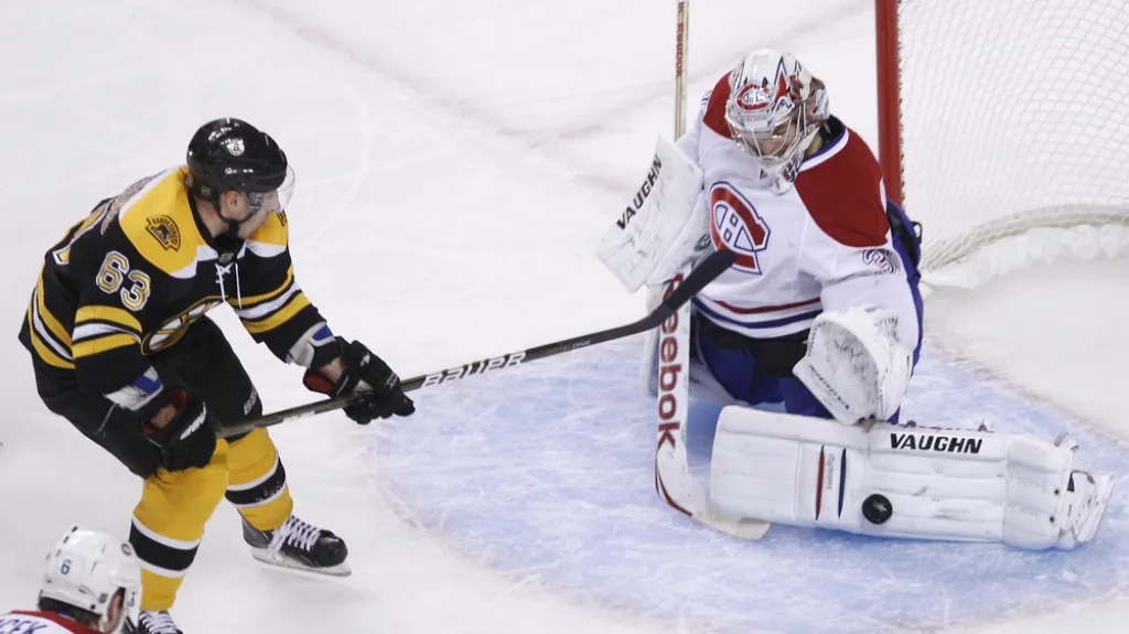 Carey Price v utkání s Bostonem