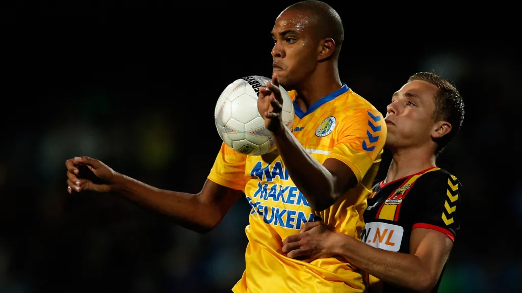 Útočník Jean-David Beauguel v dresu RKC Waalwijk