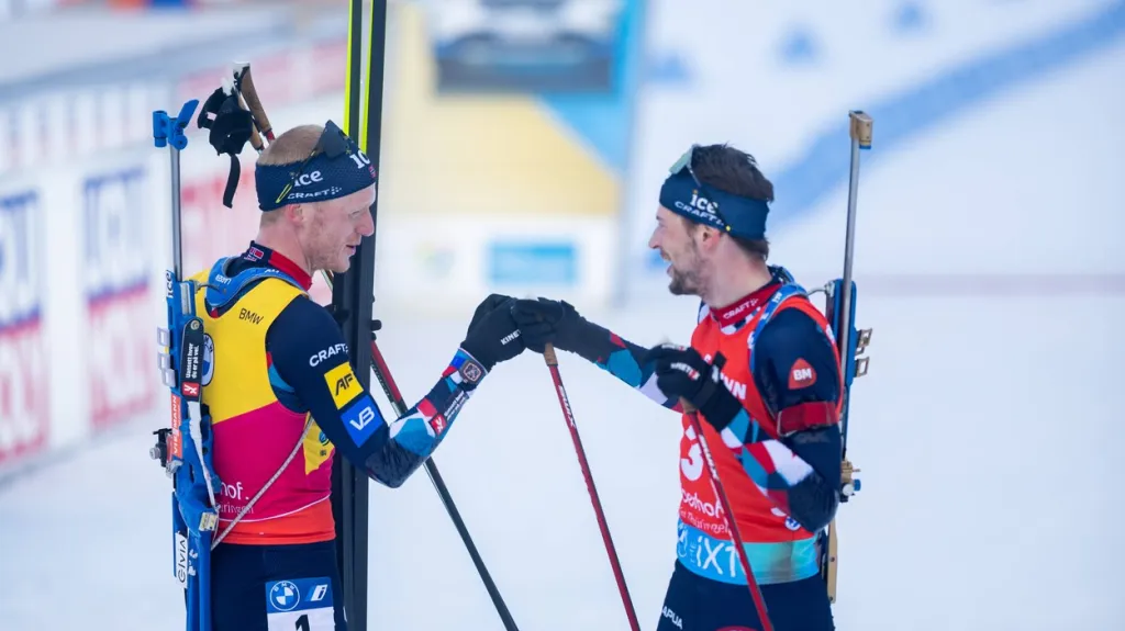 Johannes Bö zdraví Sturlu Holma Laegreida