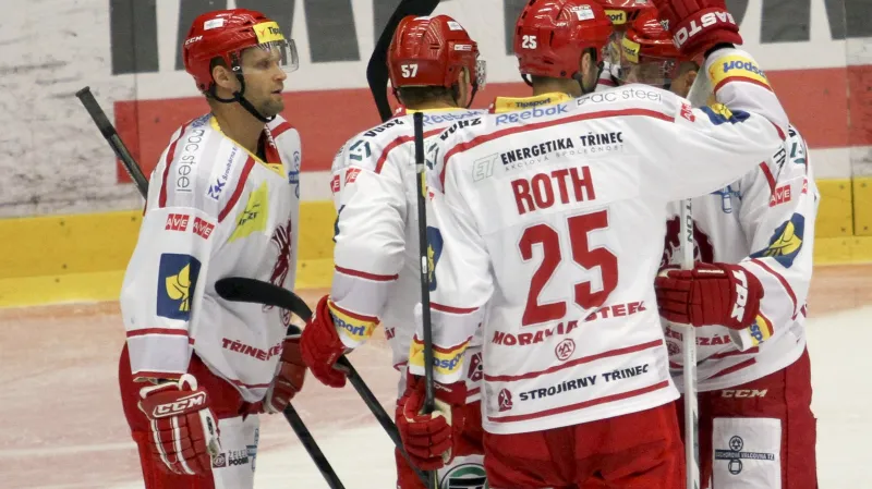 Sestřih utkání Karlovy Vary - Oceláři Třinec