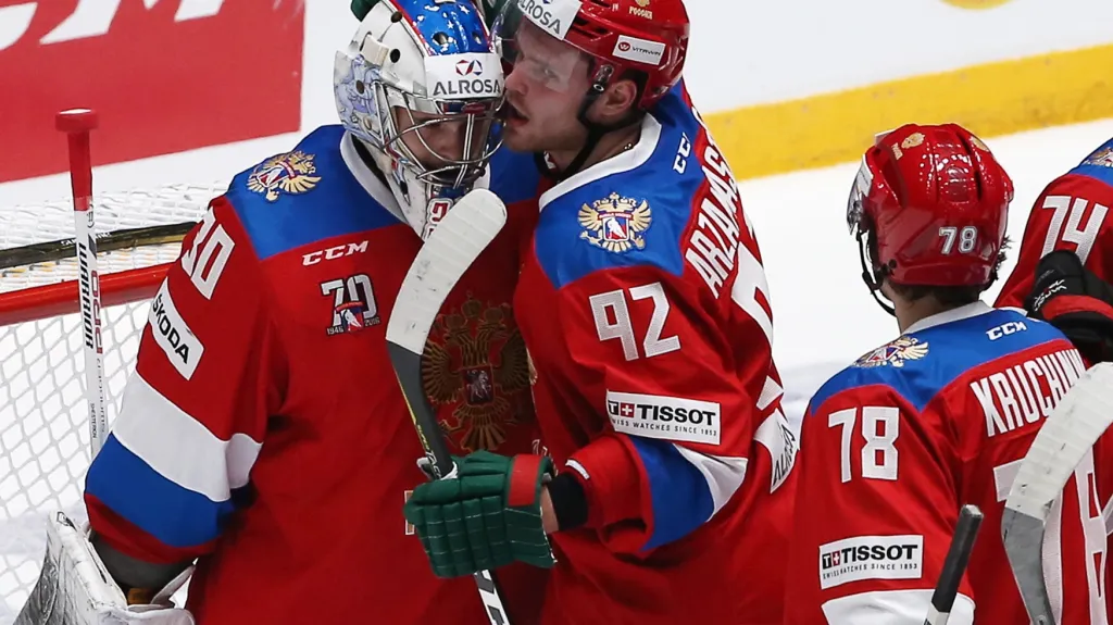 Slavící ruští hokejisté