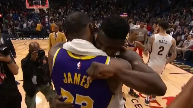 Lakers porazili New Orleans hlavně díky Jamesovi