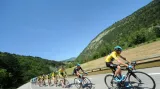 Peloton na Critériu du Dauphiné
