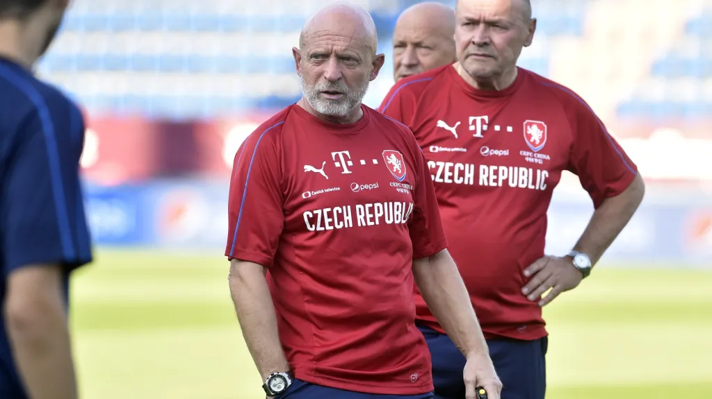 Kouč Karel Jarolím na tréninku české reprezentace
