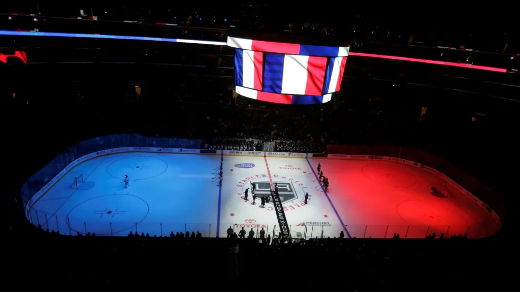 Uctění památky obětí pařížských útoků