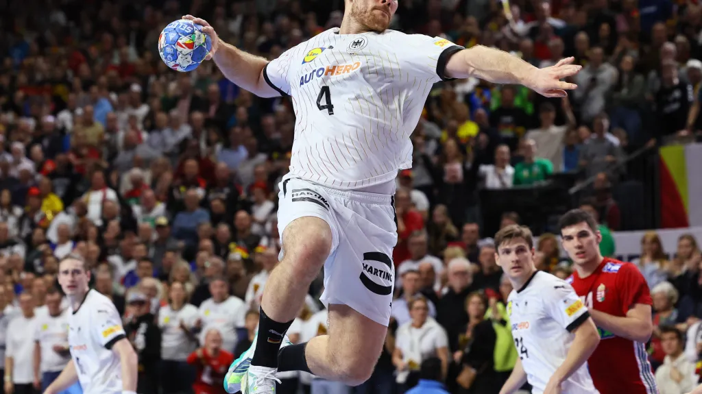 Německý házenkář Johannes Golla