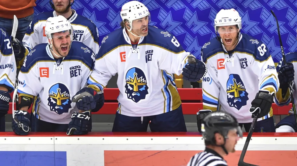 Jaromír Jágr na střídačce Kladna