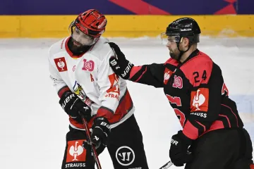 Dominik Uher (vlevo)