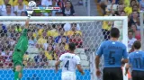 Šance v utkání Uruguay - Kostarika: Forlánův tečovaný lob Navase nezaskočil