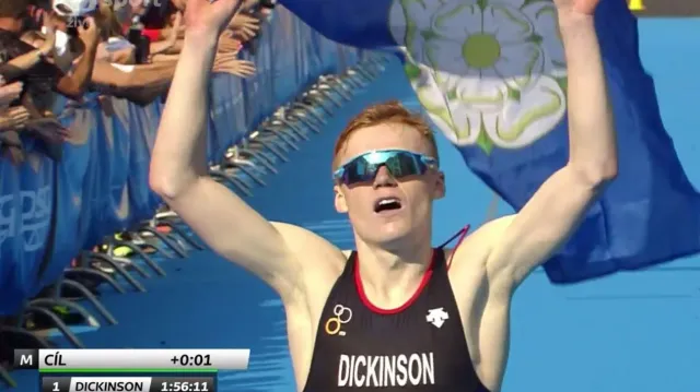 Závěr mužského závodu SP v triatlonu v Karlových Varech