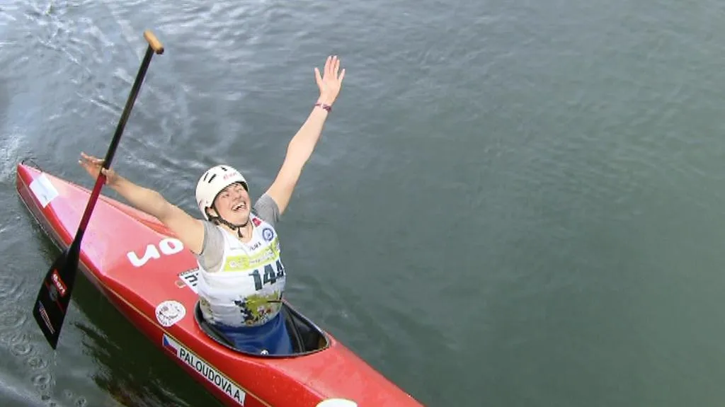 Kanoistka Paloudová má zlato z mistrovství světa