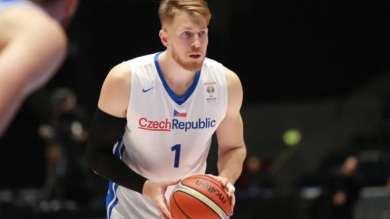 Patrik Auda v zápase s Bosnou a Hercegovinou