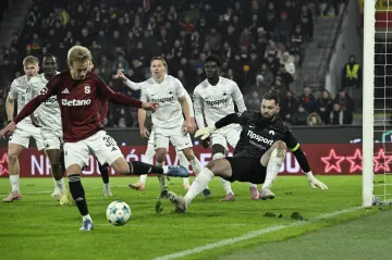 Sparta remizovala s Libercem. Zlín deklasoval Olomouc, vyhrála i Plzeň a Karviná