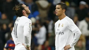 Zklamaní Bale a Ronaldo po prohře s Barcelonou