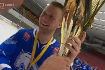 Ve finále Českého poháru hokejbalistů triumfovaly Pardubice