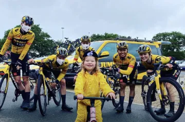 Tým Jumbo-Visma na červnové Women's Tour