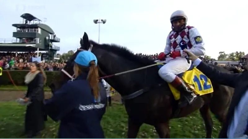 Bezprostřední ohlasy Josefa Váni a Jana Faltejska v cíli Velké pardubické