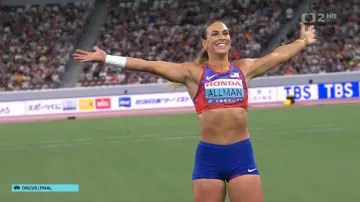 Valarie Allmanová z USA je poprvé mistryní světa v hodu diskem